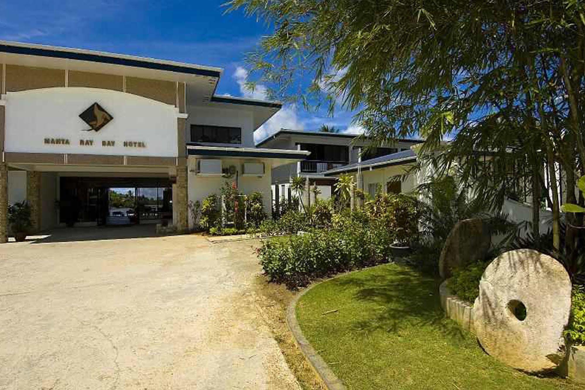 Manta Ray Bay Resort Colonia Extérieur photo